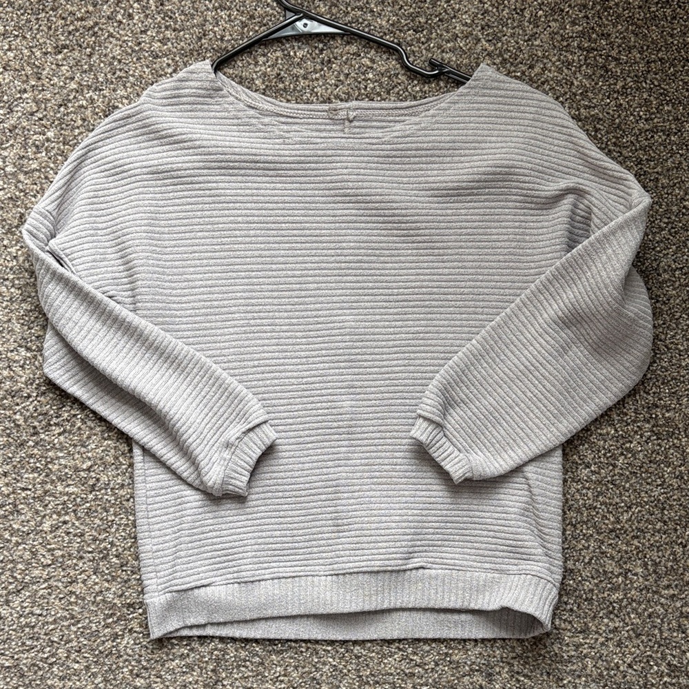 Women's Gray Sweater